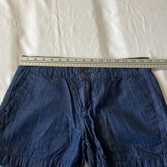Women’s size 6 Kenneth Cole reaction blue shorts - Picture 4 of 9